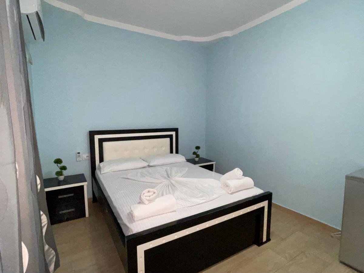 Villa Xhevdet Sarandë Exterior foto