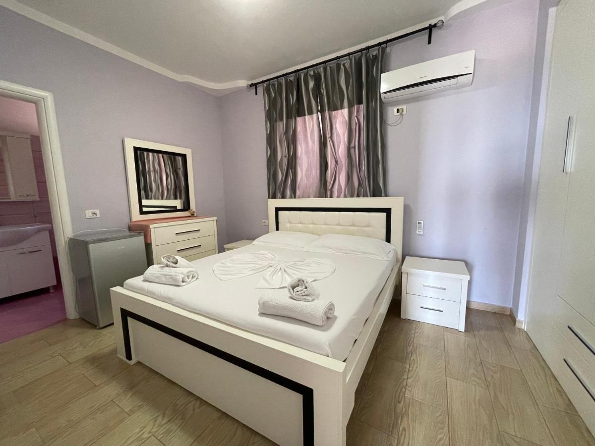 Villa Xhevdet Sarandë Exterior foto